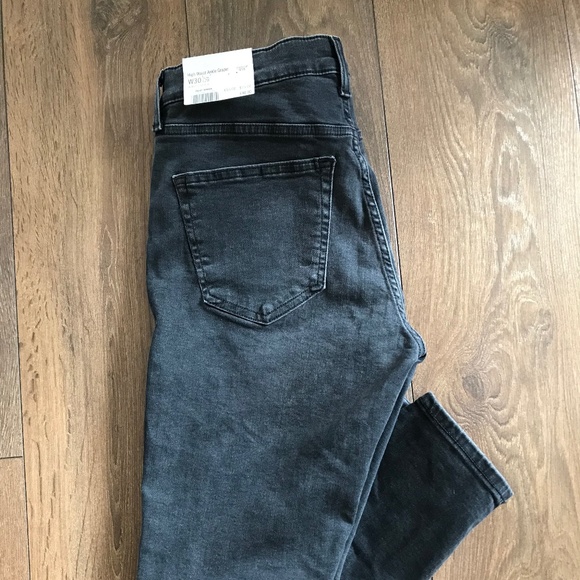 BNWT TOPSHOP MOTO High Waist Ankle Jeans - Picture 2 of 3